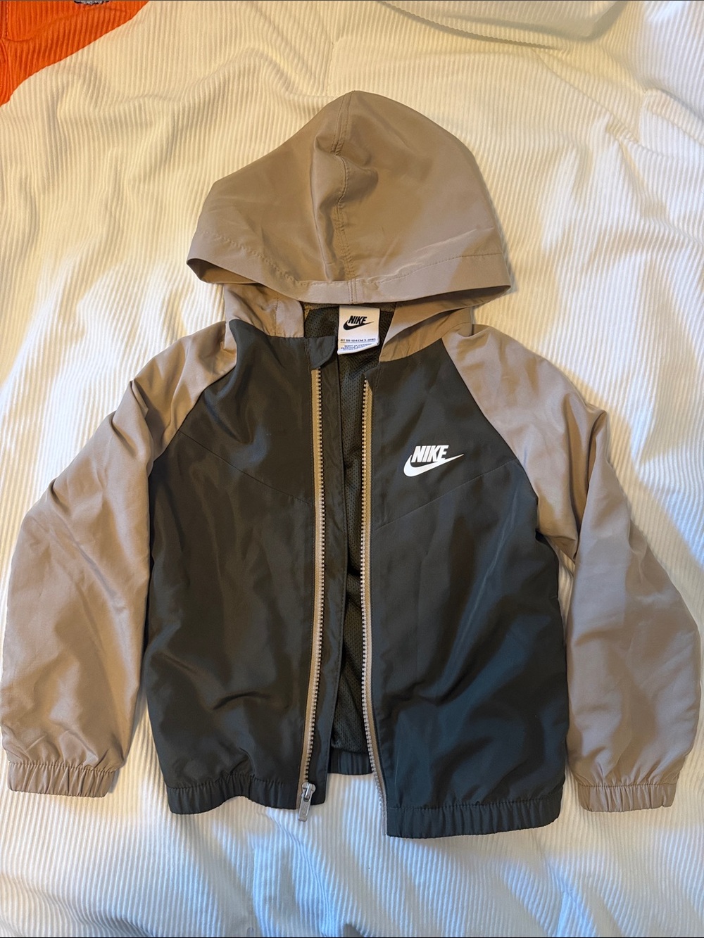 Nike Kids Two-Tone Hooded Windbreaker Jacket - Taupe & Green